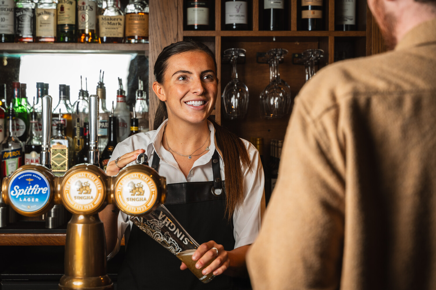 Image of the team at the Bellhouse Pub in Essex